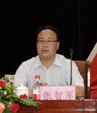 [CropImg][CropImg][s]省財政廳黨組成員、副廳長行業(yè)黨委書記張智軍同志做重要講話